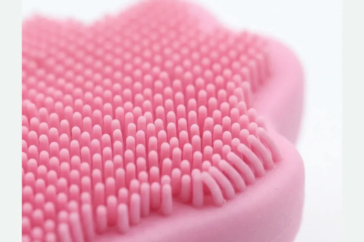 Should Pets Share a Toothbrush?