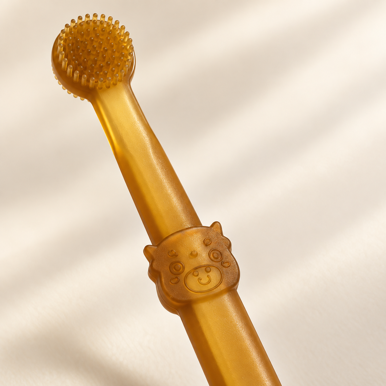 Two-Finger Cat Finger Toothbrush — brush detail
